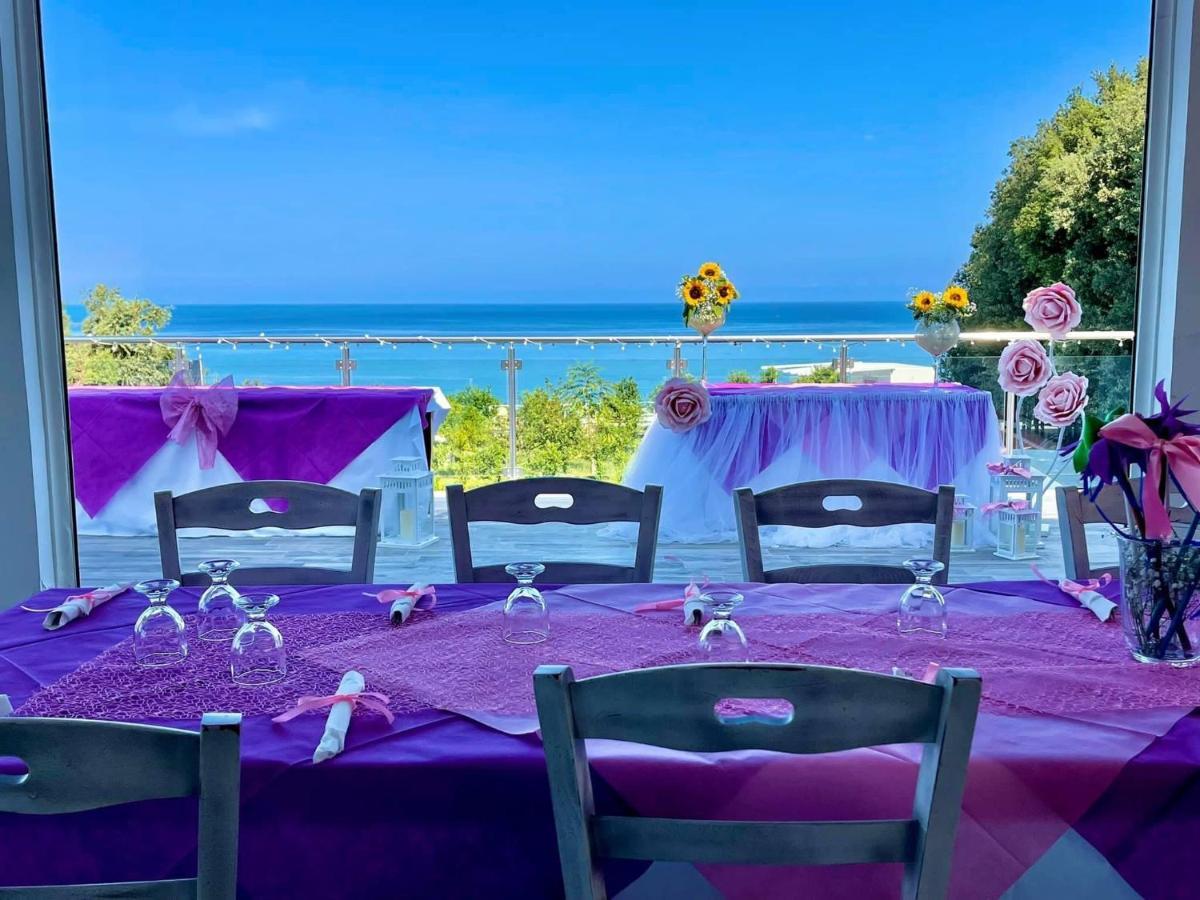 Frontemare Hotel Village & Ristorante Роди-Гарганико Экстерьер фото